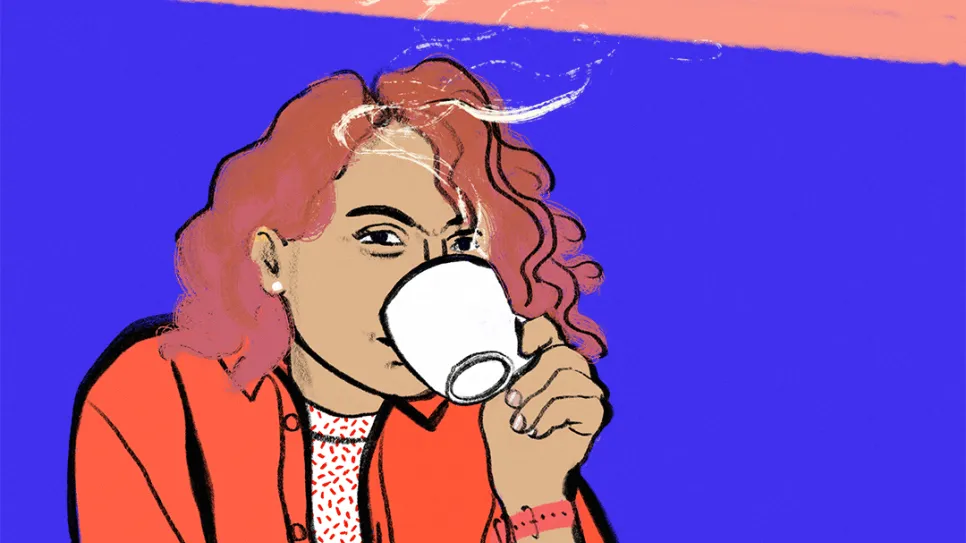 Farbige Grafik einer Frau mit Tasse, ironischer Text über Vollzeitarbeit.