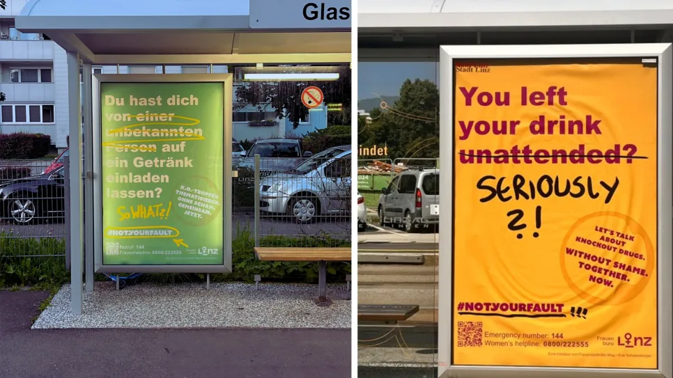 Grüne und orange Plakatwerbung an Bushaltestelle, feministisches Thema.