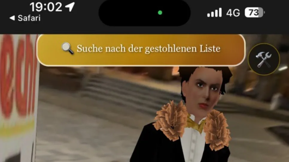Grafik einer Figur in schwarzem Anzug mit Textfeld "Suche nach der gestohlenen Liste".