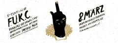 Eine Hand mit erhobenem Mittelfinger, schwarzer Hintergrund, goldene Ornamente.