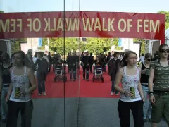 Foto: walk of fem - https://www.linz.at/images/Walk_of_Fem_middle.jpg